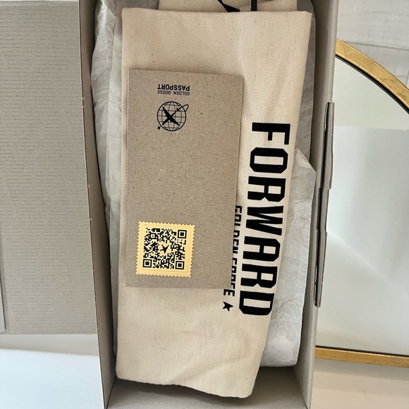 One of a Kind Golden Goose Super Star EU 41 - Picture 9 of 10